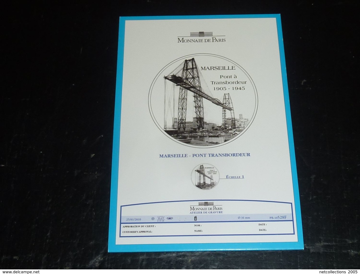 MEDAILLE SOUVENIR MARSEILLE 2010 PONT TRANSBORDEUR MIS SOUS ENCART NUMEROTES - N°123/500 (CN) - 2010