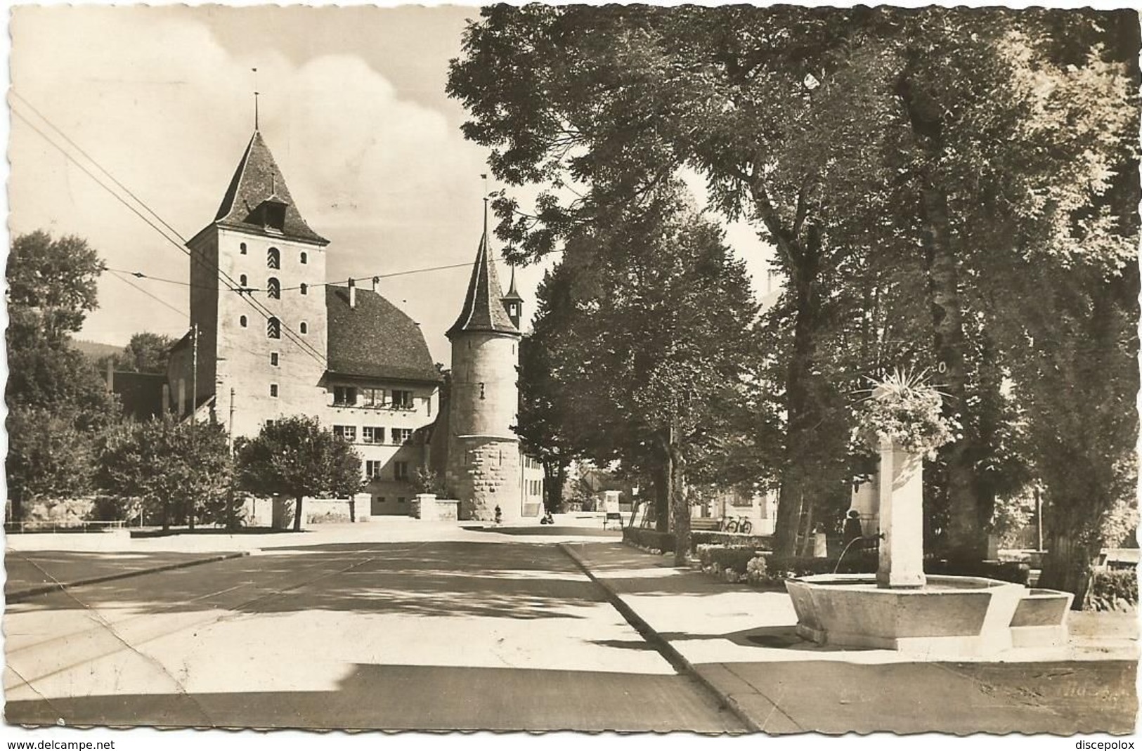 XW 3206 Nidau - Schloss Chateau Castle Castello Castillo / Viaggiata 1954 - Nidau