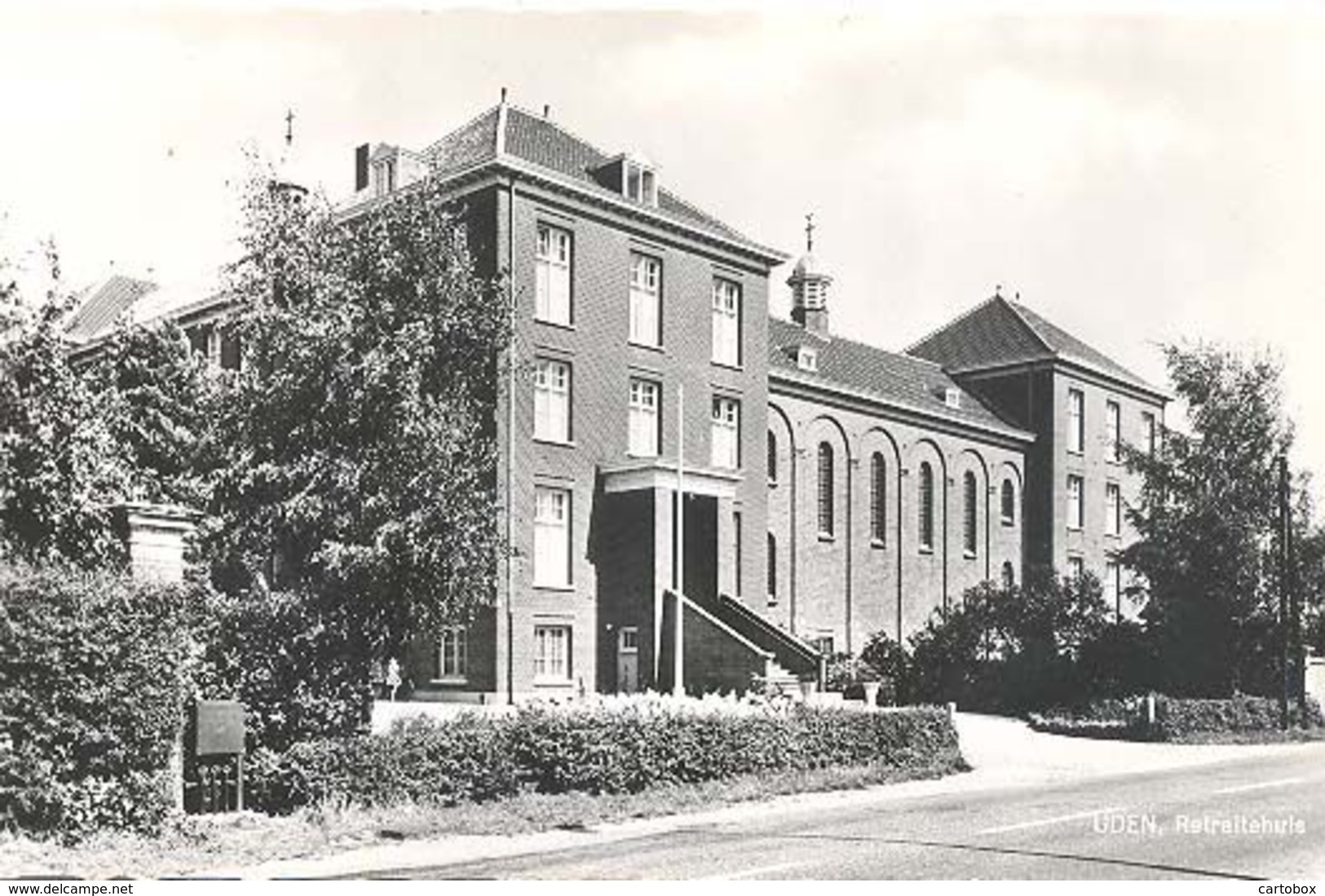 Uden, Retraitehuis      (glansfotokaart) - Uden