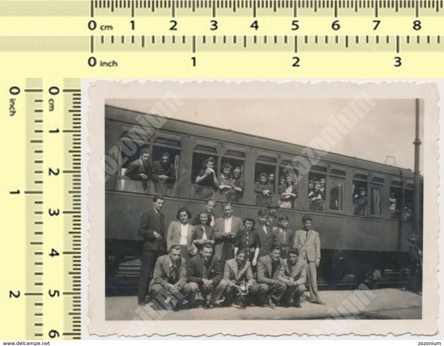 REAL PHOTO 1939 Train Railway Station, People, Serbia, Velika Plana ORIGINAL VINTAGE SNAPSHOT PHOTOGRAPH - Trenes