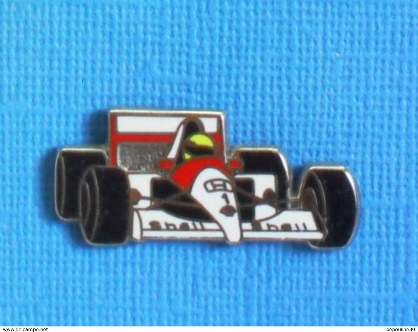 1 PIN'S //  ** HONDA MARLBORO Mc LAREN MP4-3 / AYRTON SENNA \ 1987 ** . (Locomobile) - F1