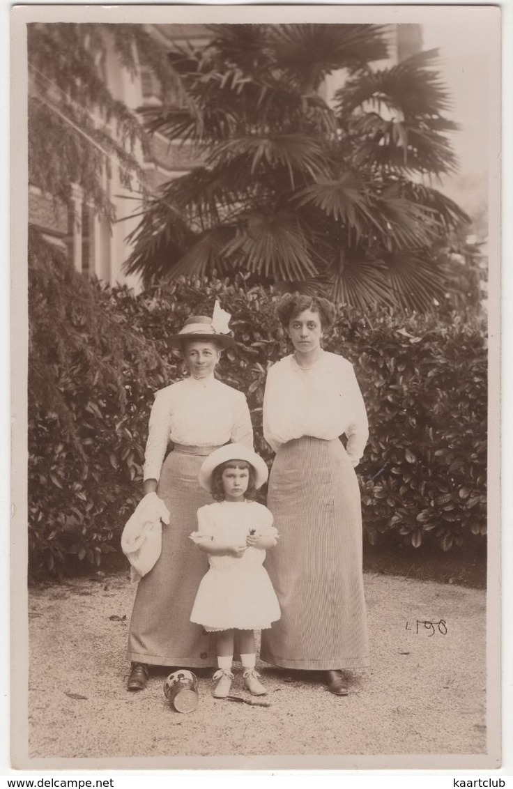 Laurana: 2x WOMAN & GIRL -  Photo-Manufaktur: E. Jelussich,  Abbazia-Fiume-Lovrana-Cirkvenica - 1914 - (Lovran, Croatia) - Fotografie