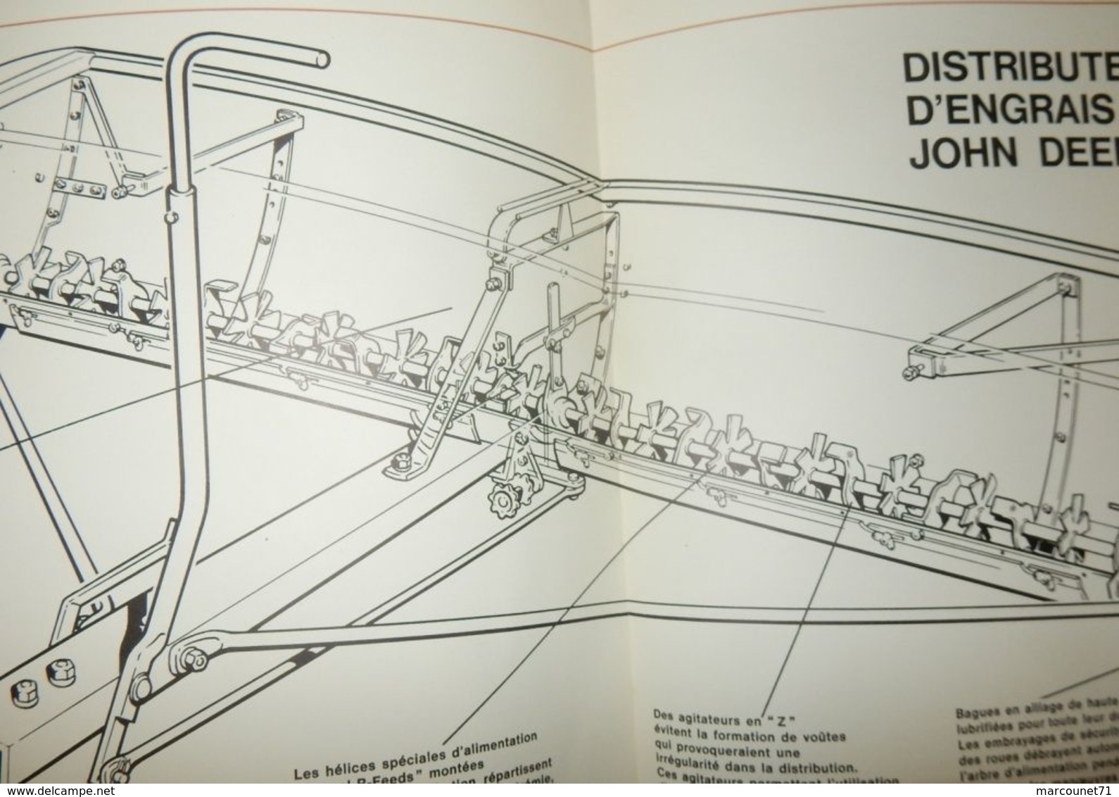 DÉPLIANT COMMERCIAL TRACTEUR JOHN DEERE DISTRIBUTEUR D'ENGRAIS LF8 LF10 LF12 - Traktoren