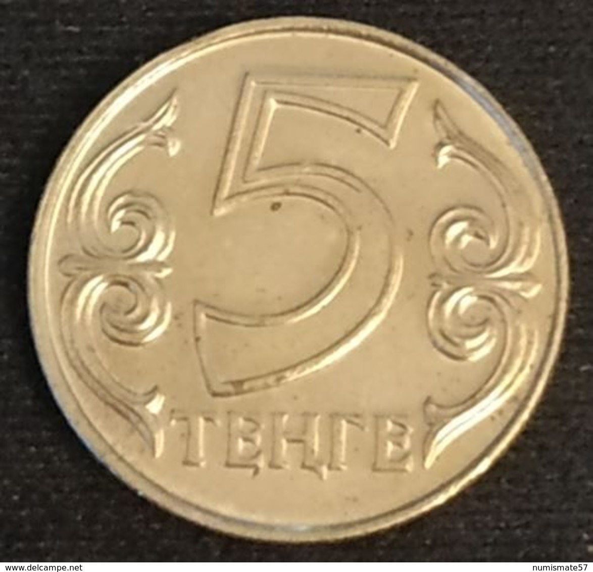 KAZAKHSTAN - 5 TENGE 2000 - KM 24 - Kasachstan