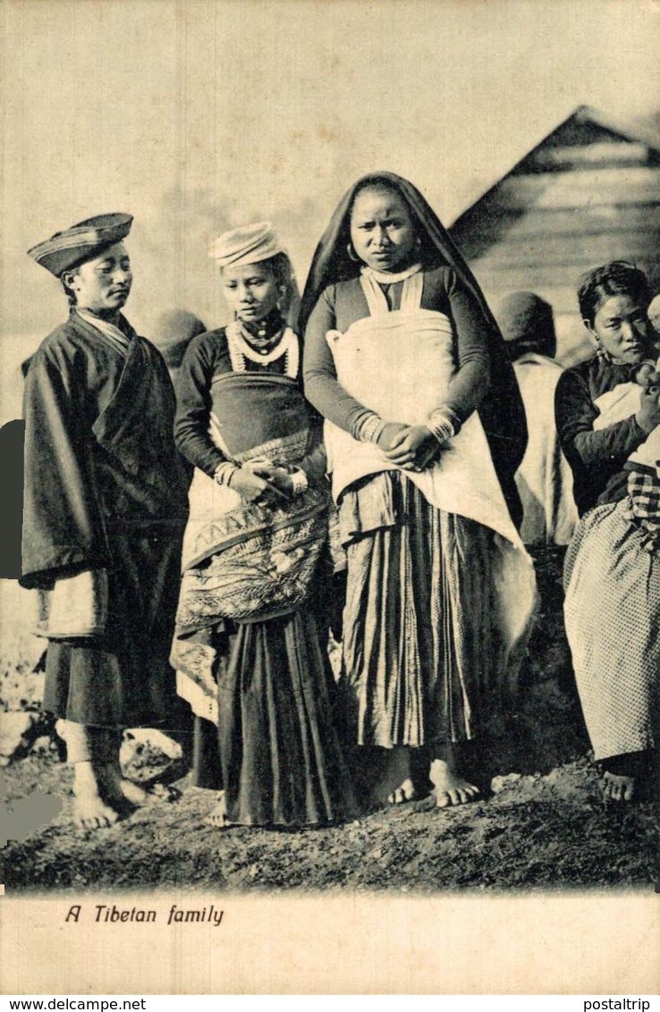 NEPAL // Népal. A TIBETAN FAMILY - Tibet