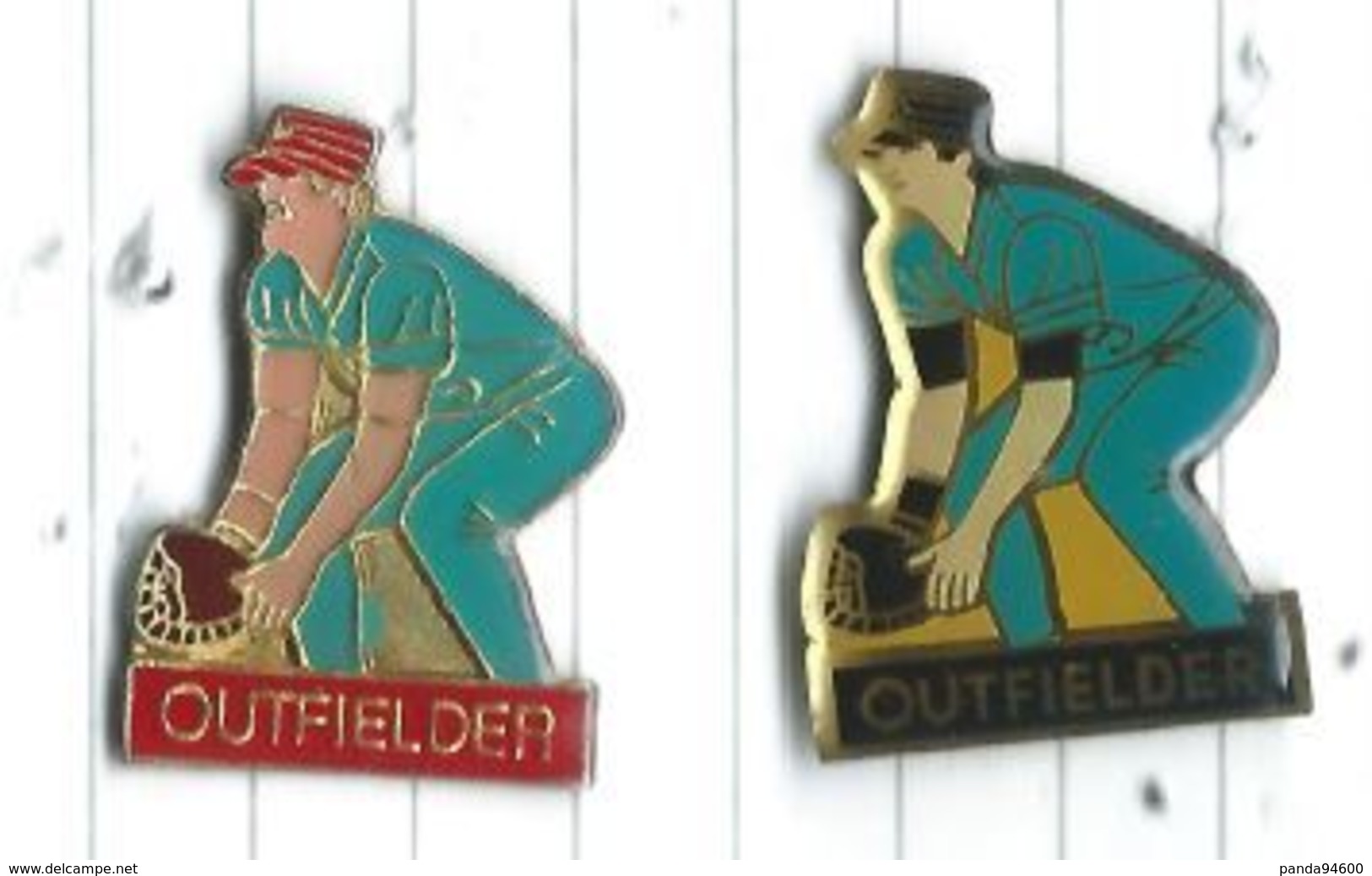 Joueur De Baseball Outfielder Lot 2 Pins - Baseball