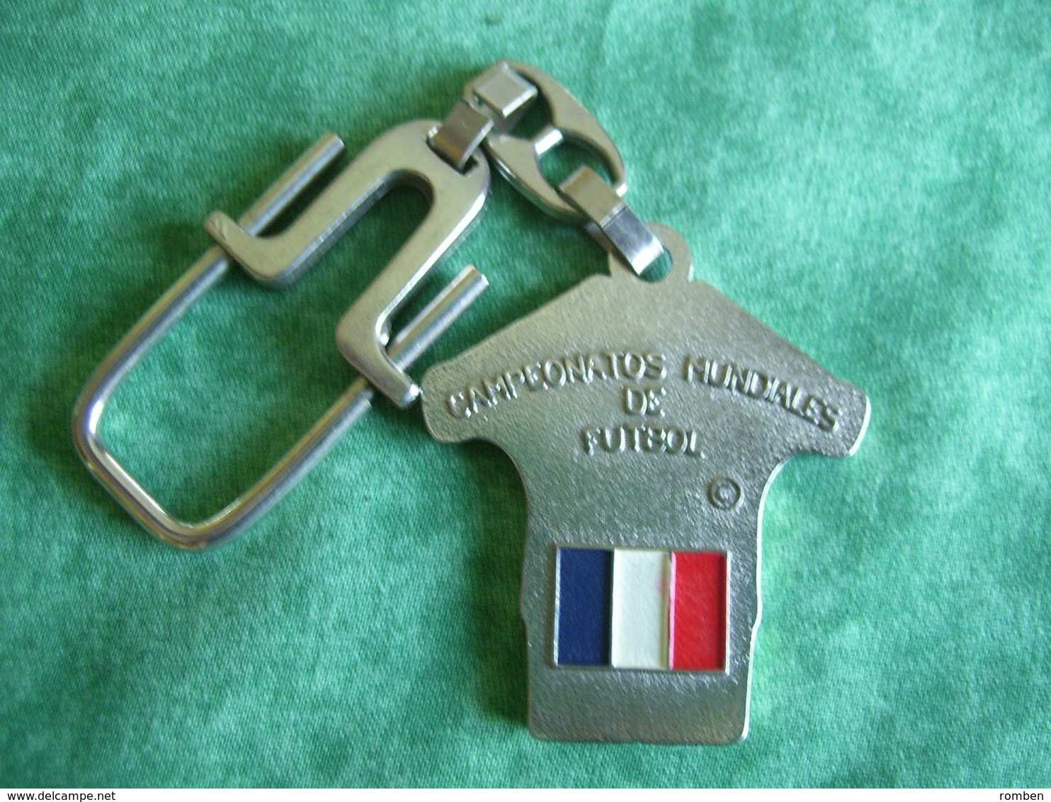 PORTE-CLÉ - EQUIPE DE FRANCE DE FOOTBALL - CHAMPION DU MONDE 1998 - - Other & Unclassified