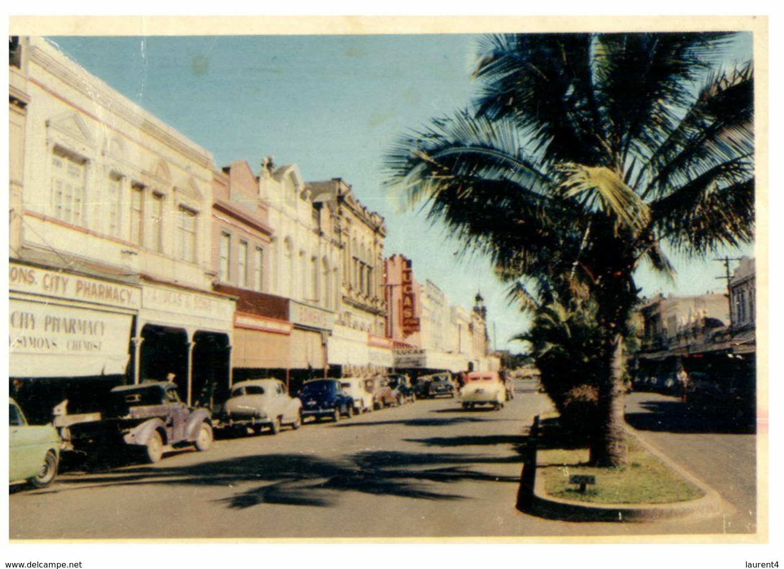 (D 28) Australia - QLD - Rockhamton (older Card) - Rockhampton