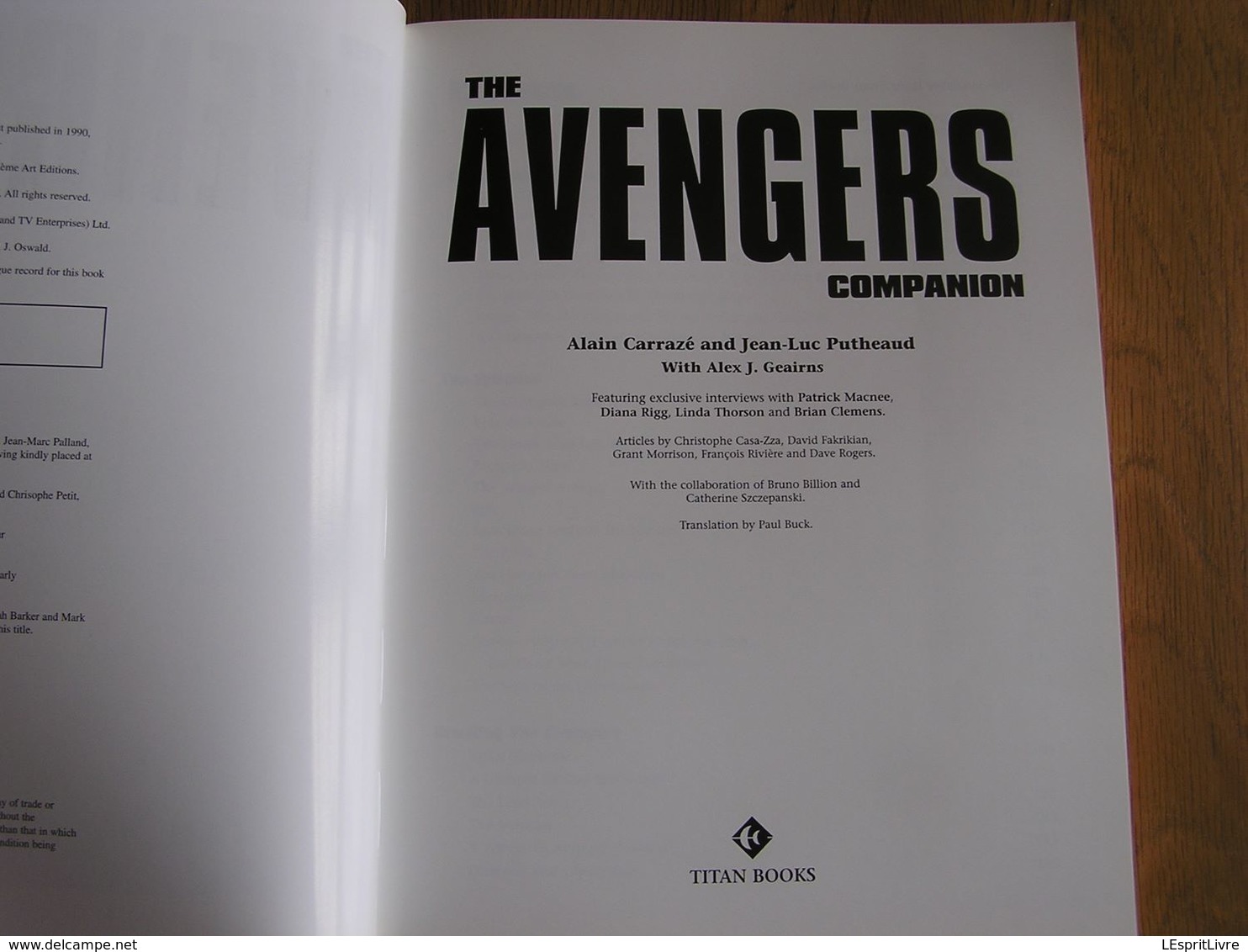 THE AVENGERS COMPANION Chapeau Melon Et Bottes De Cuir Cinéma Série TV Movie J Steed Emma Peal Seasons Télévision - Libri Sulle Collezioni