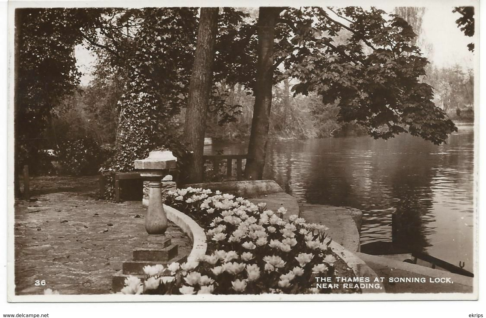 The Thames At Sonning Lock, Near Reading - Reading