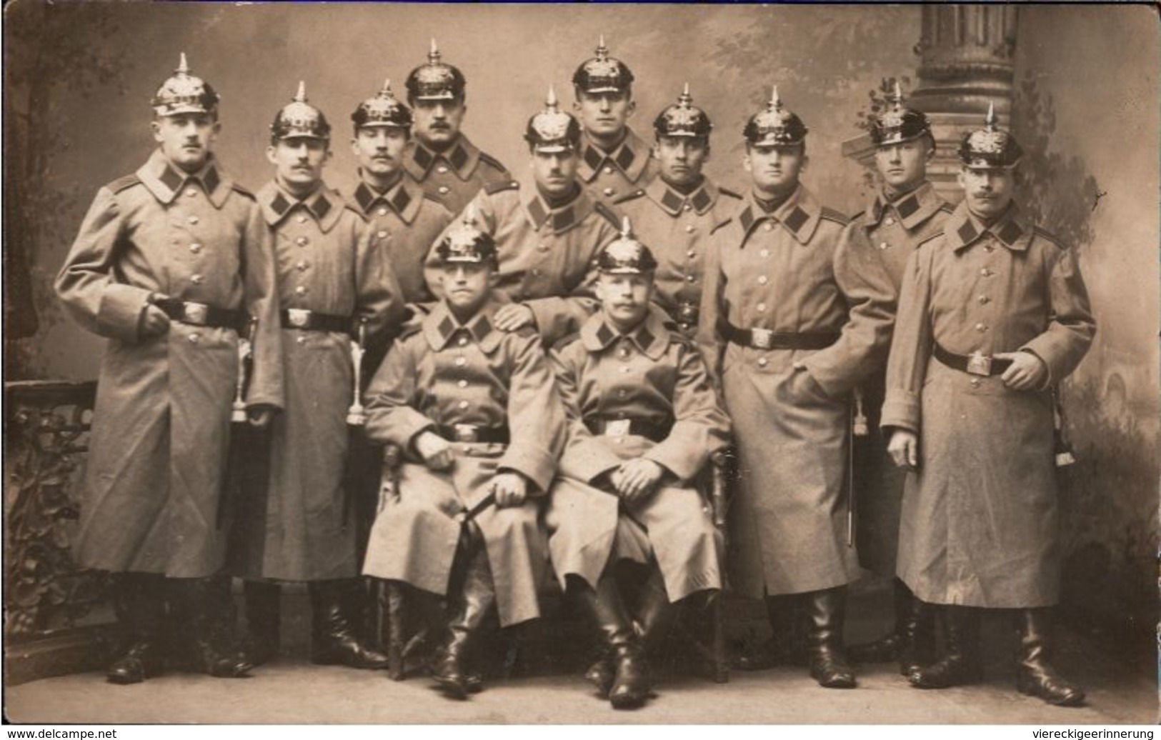 ! Alte Fotokarte Hanau, 1913, Soldaten Mit Pickelhauben, Militär, Militaria, Photo - Personajes