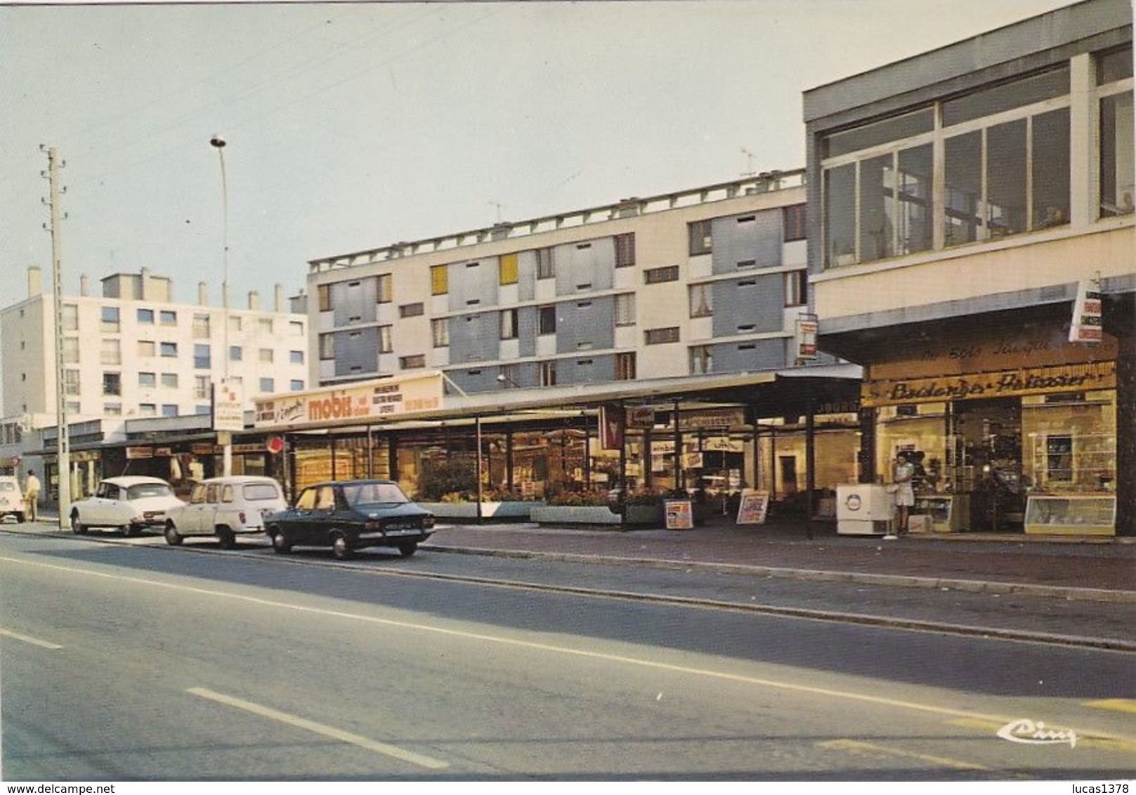 95 / EAUBONNE / LE CENTRE COMMERCIAL /R12 / 4L / DS - Autres & Non Classés