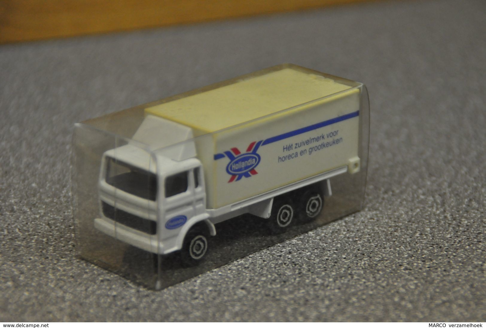 DAF-volvo Hollandia Zuivel Truck-vrachtwagen-camion Schaal 1:87 - Autocarri, Autobus E Costruzione