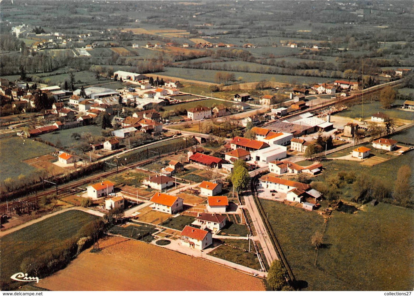 01-VONNAS-VUE PANORAMIQUE AERIENNE - Villars-les-Dombes