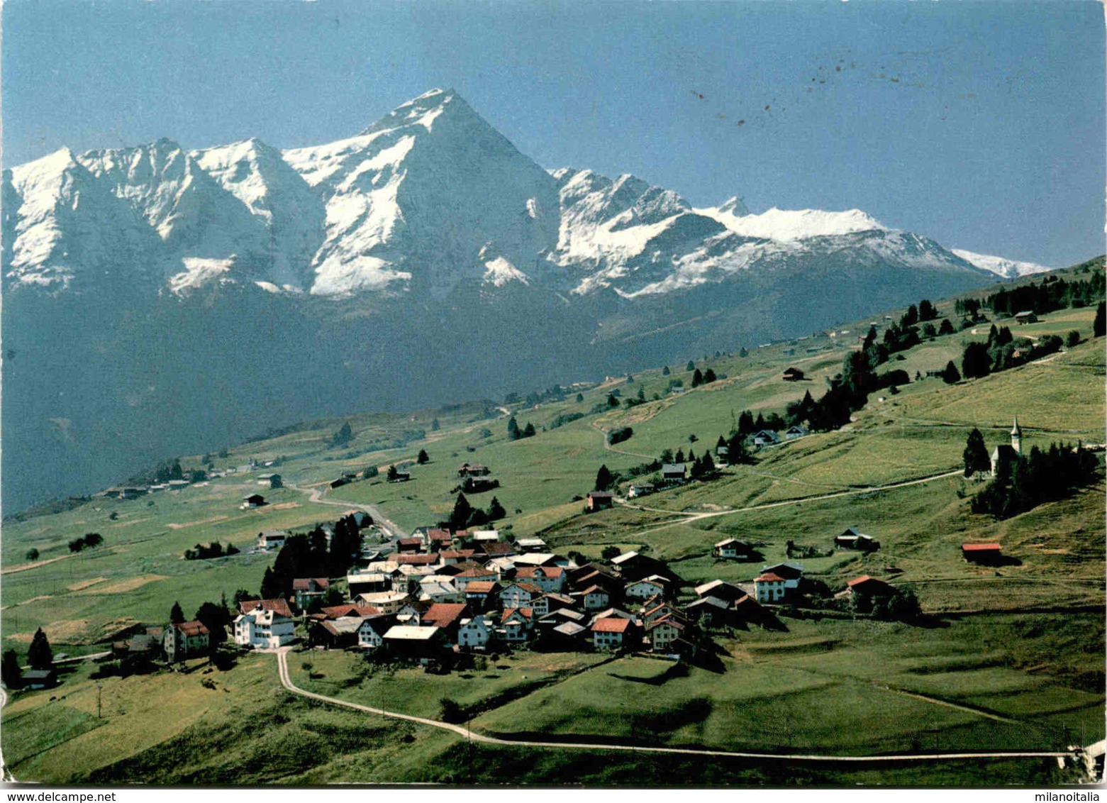 Flugaufnahme Flerden Am Heinzenberg Mit Piz Beverin (5903) * 21. 7. 1983 - Bever