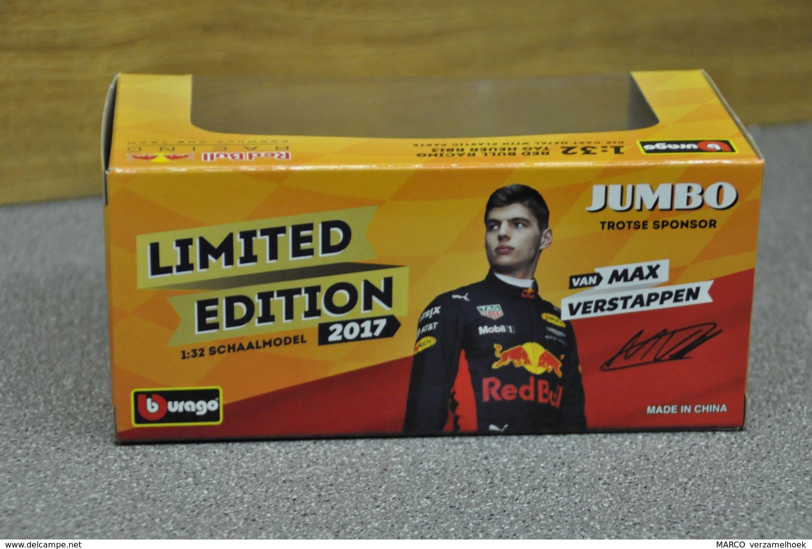 Bburago RB13 Scale 1:32 Limited Edition For Jumbo 2017 Red Bull Racing TAG-heuer F1 Max Verstappen - Echelle 1:32
