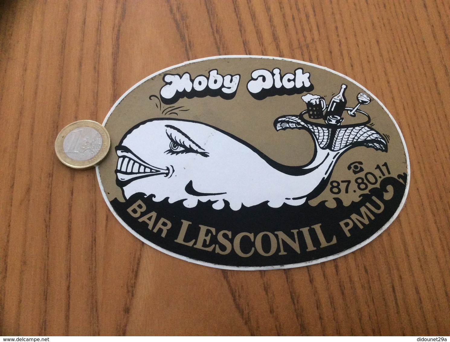 AUTOCOLLANT, Sticker « BAR Moby Dick - LESCONIL (29)» (baleine) - Adesivi