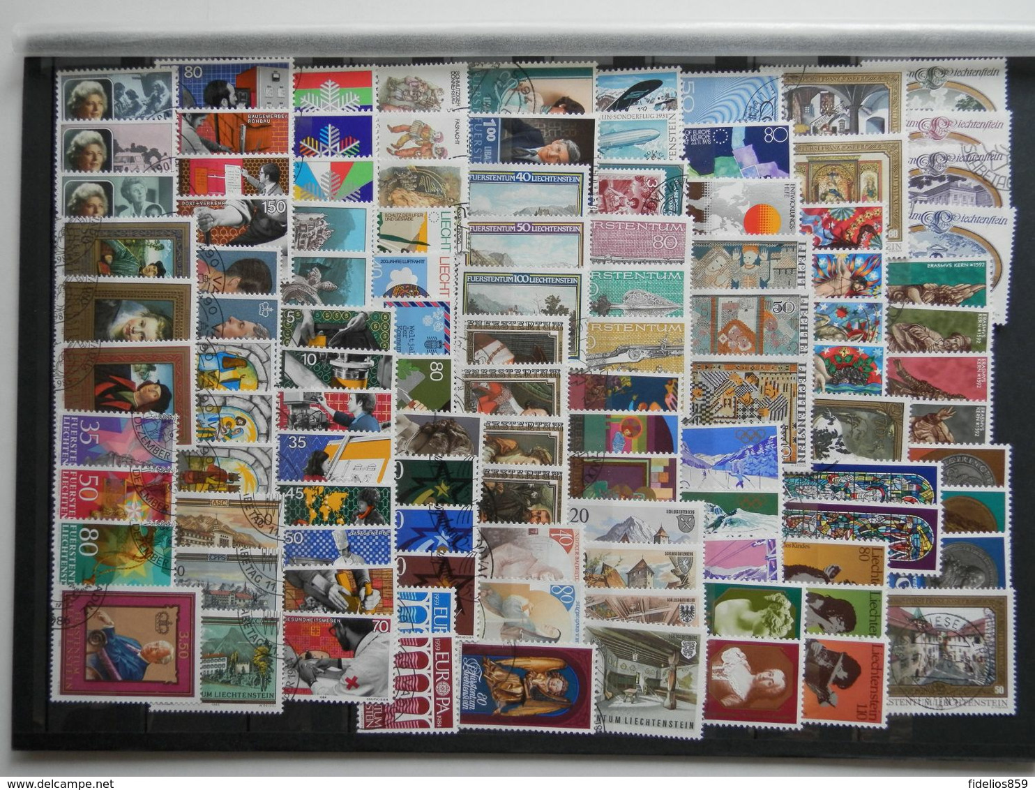 LIECHTENSTEIN COLLECTION DE 330 DIFFERENTS + 7 BF + 2 FDC  FORTE COTE - Collections