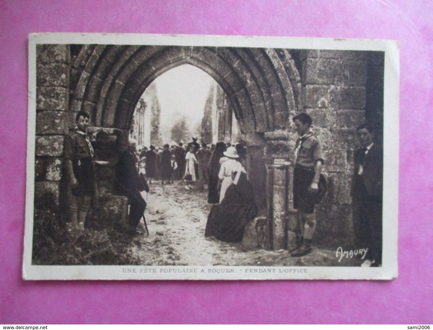 CPA 22 ABBAYE DE BOQUEN FÊTE POPULAIRE PENDANT L'OFFICE SCOUTS ANIMÉE - Plénée-Jugon