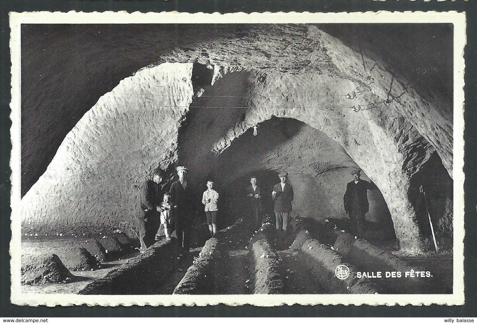 +++ CPA - Grandes Champignonnières De FOLX LES CAVES - Orp Jauche - Salle Des Fêtes - Nels Bromurite  // - Orp-Jauche