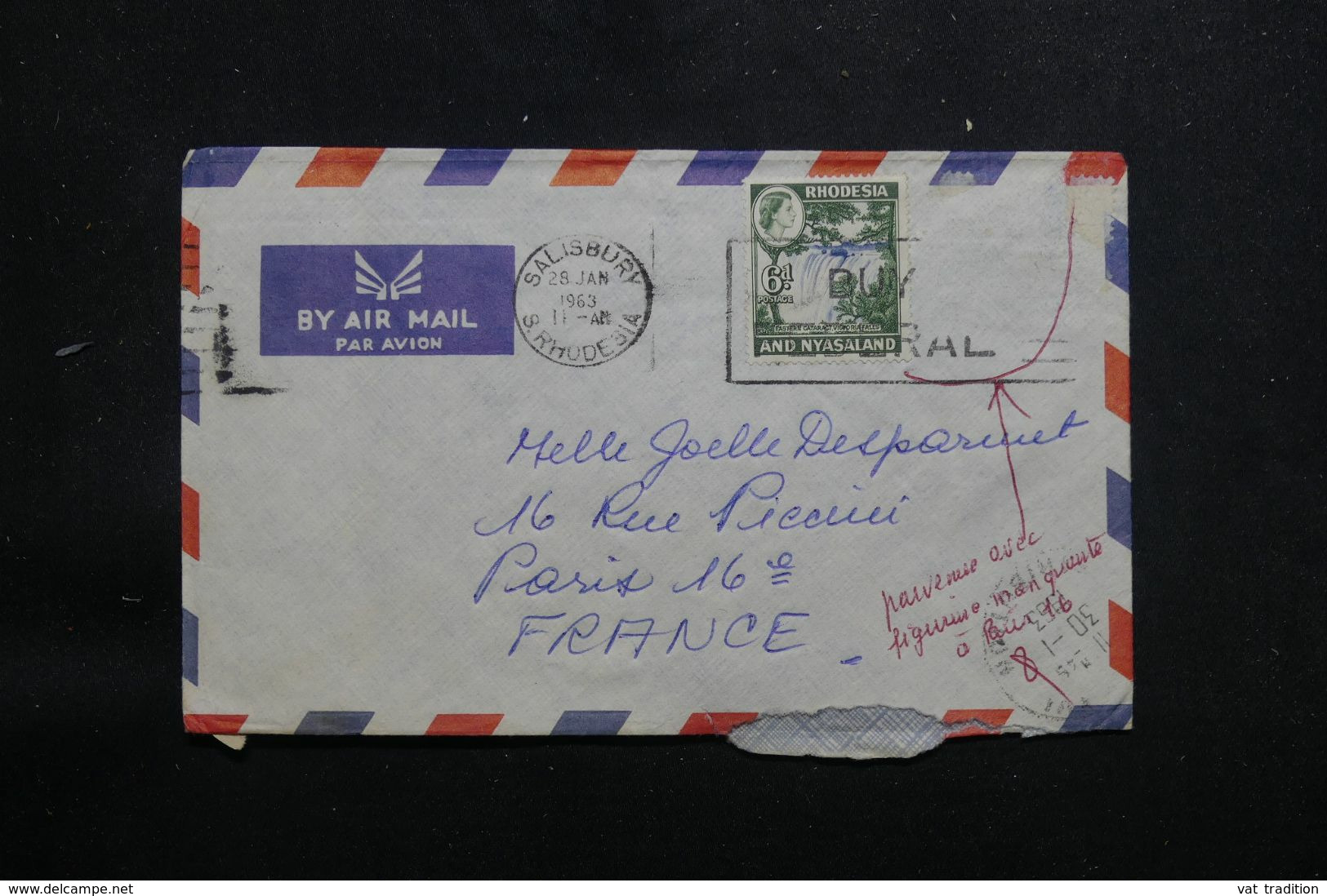 RHODÉSIE ET NYASALAND - Enveloppe De Salisbury Pour Paris Parvenue Avec 1 Timbre Manquant En 1963  - L 65386 - Rhodesien & Nyasaland (1954-1963)