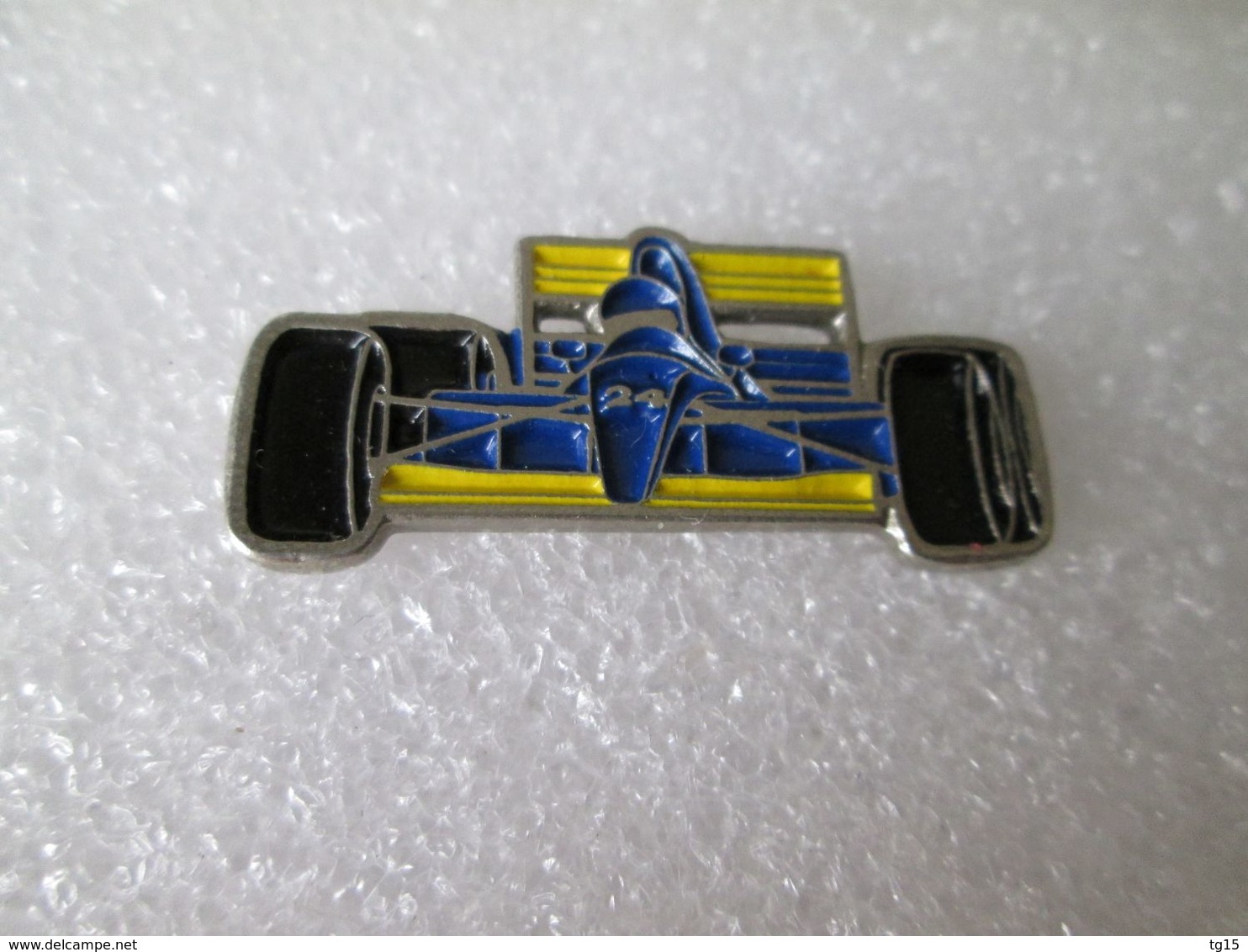 PIN'S     MINARDI  FORMULE 1 - F1