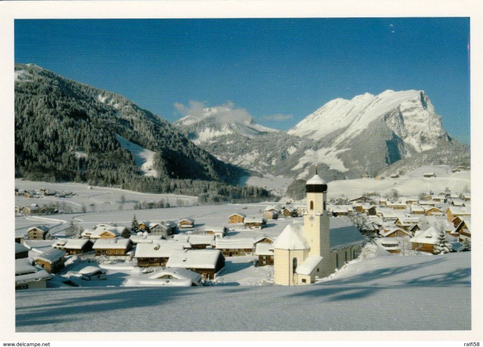 1 AK Österreich / Vorarlberg * Blick Auf Den Ort Schoppernau Im Bregenzerwald - Luftbildansicht * - Bregenzerwaldorte