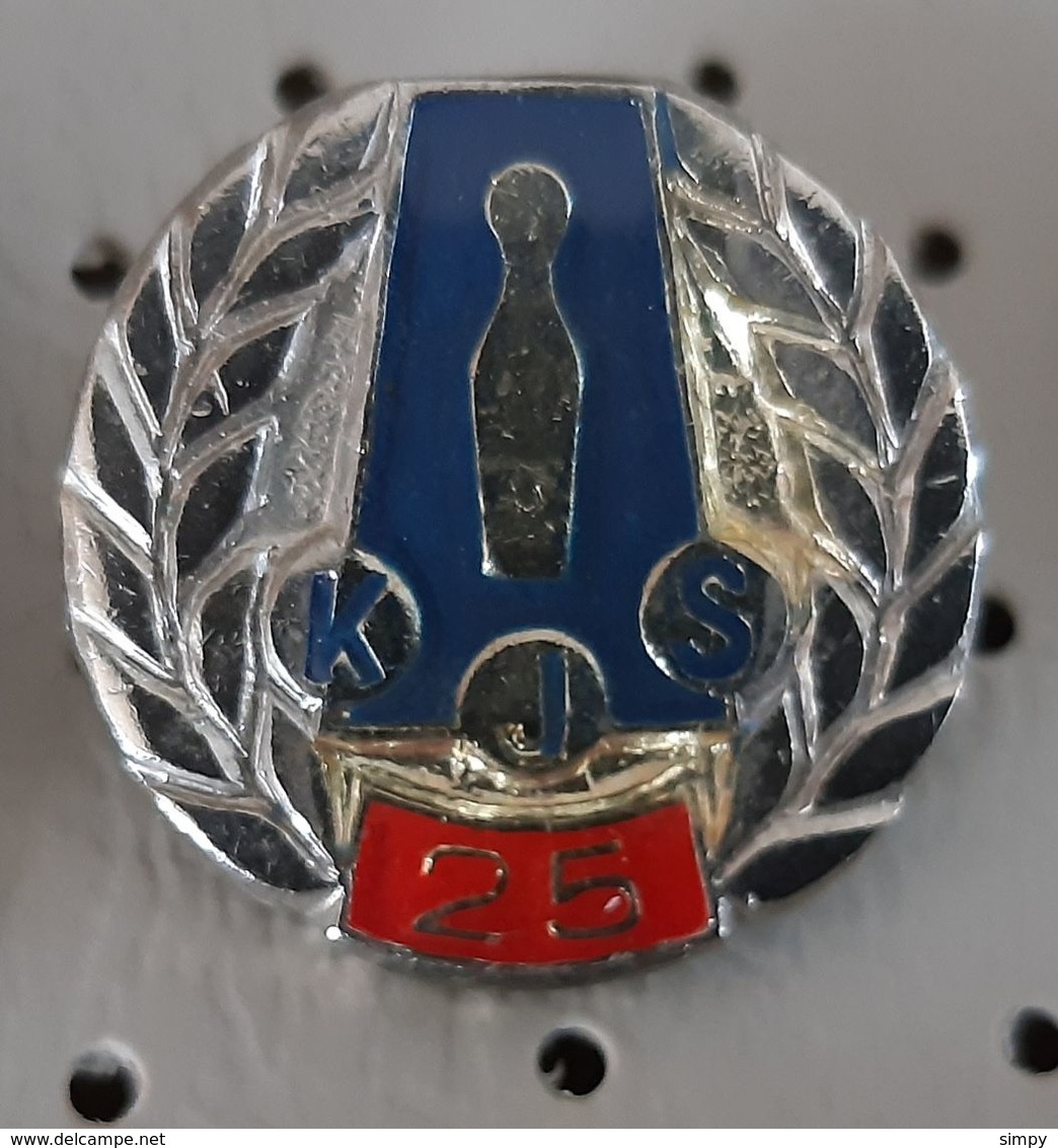 Nine-pin Bowling Federation Of Yugoslavia Pin Badge - Bowling