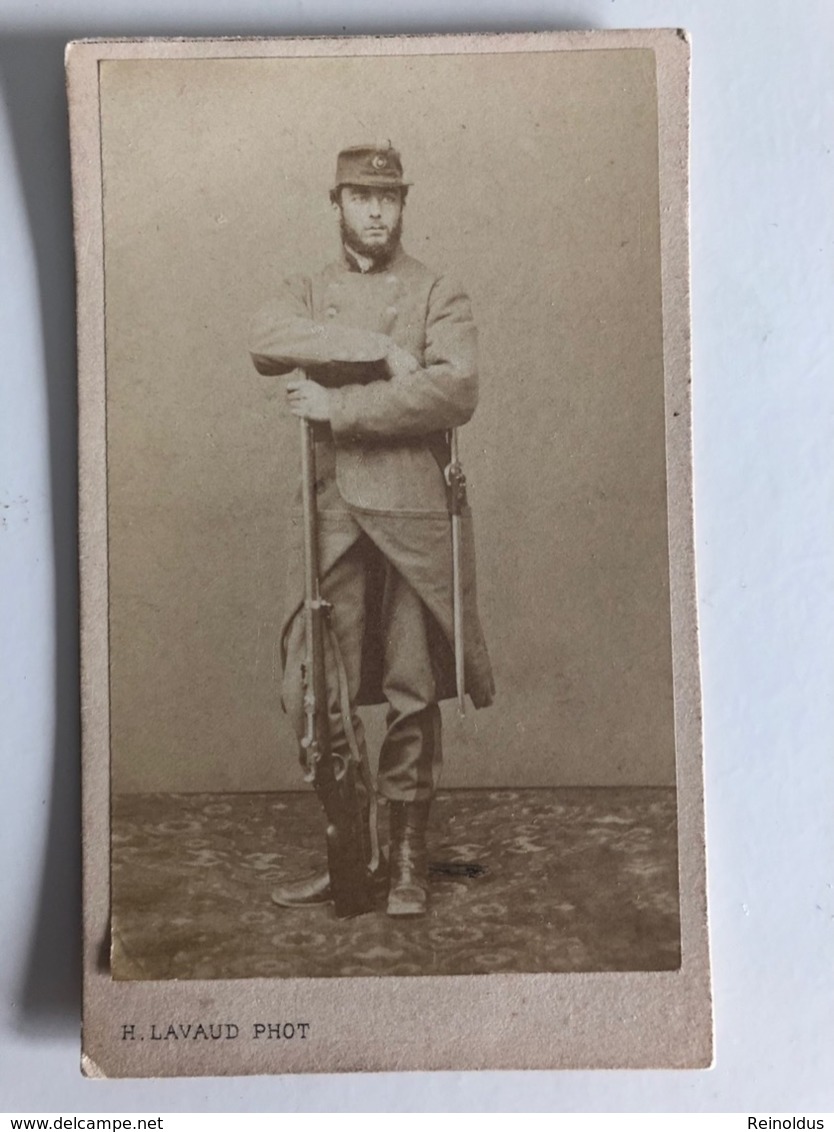 Cdv Militair Uniform Infanterie Complete Gewehr Bajonet Photo Lavaud Phot Paris Period 1857-1878 Guerre 1870? - Guerra, Militares