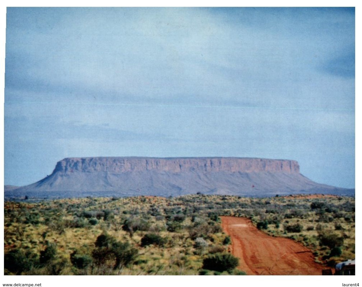 (F 1) Australia - NT - Mount Conner (often Confused Wil Uluru) - Unclassified