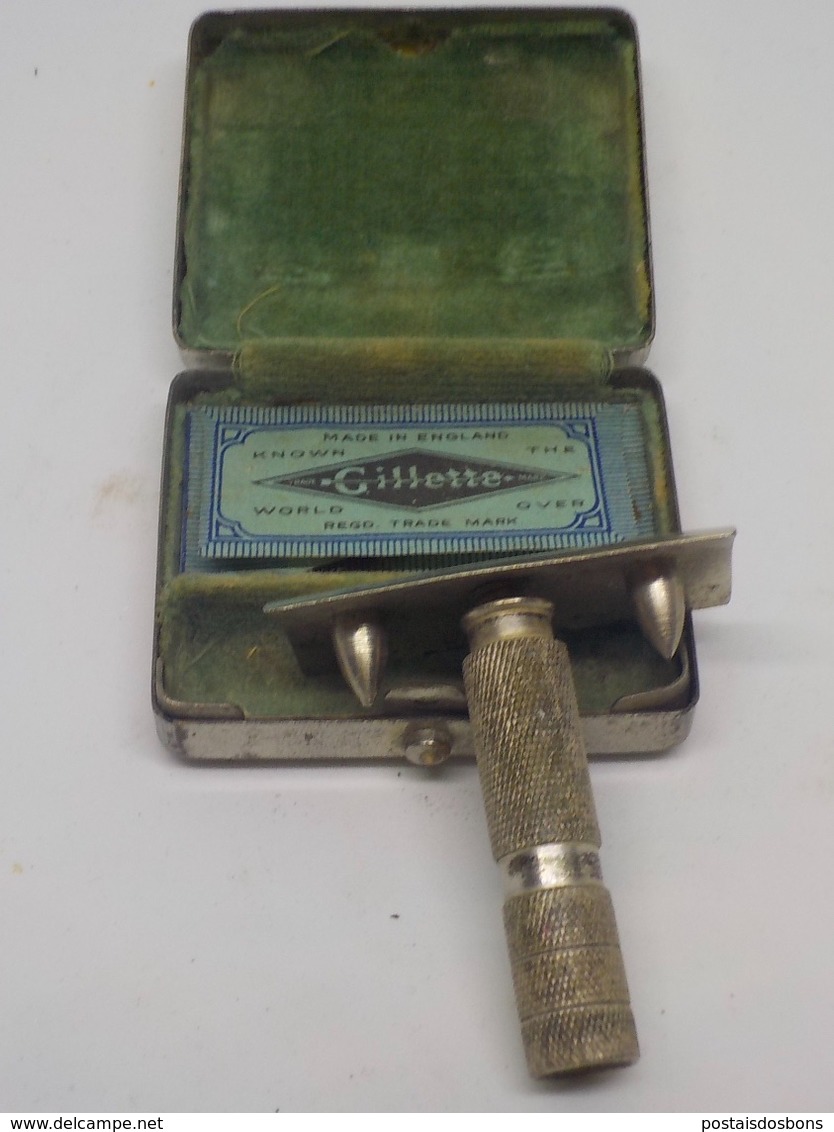 Cx A) Gilltte Safety Razor In Chromed Box W/ Blue Gilette Blade 5x4x1,5 Cm MAQUINILLA DE AFEITAR Rasoir Razor - Razor Blades