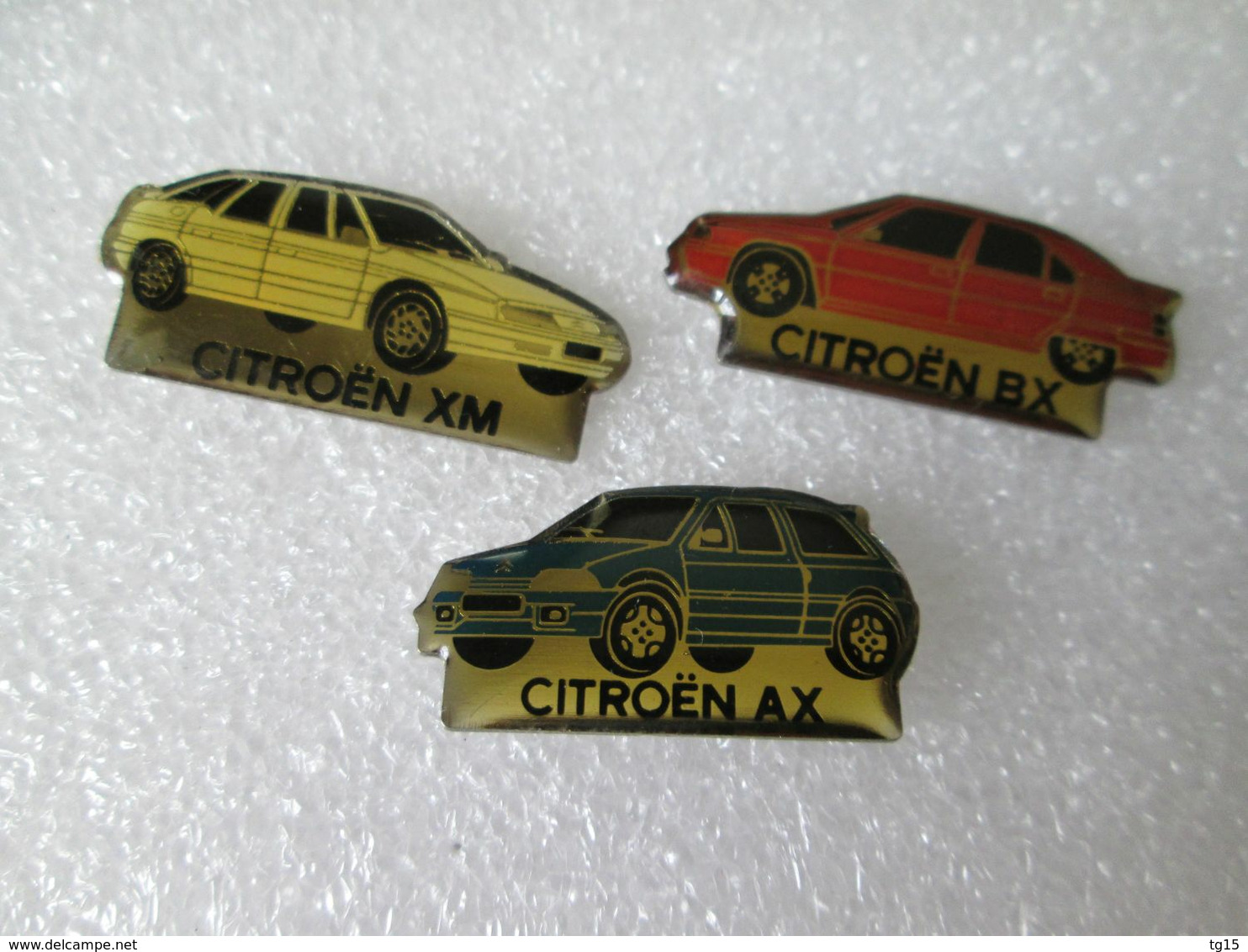 PIN'S   LOT 3 CITROEN - Citroën