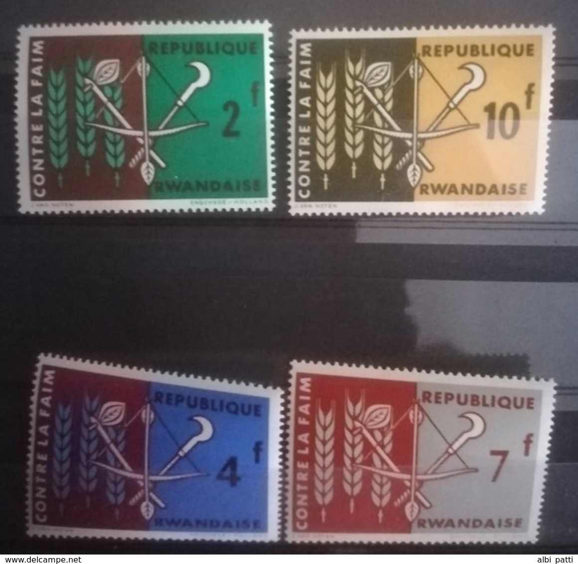 RWANDA LOT OF NEWS MNH** AND USED STAMPS - Sammlungen