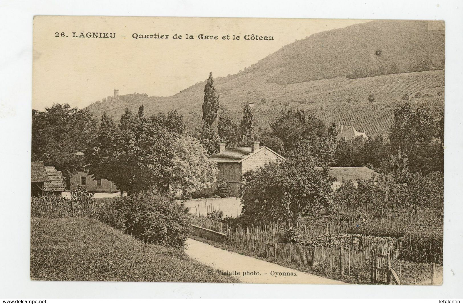 CPA: 01- LAGNIEU - QUARTIER DE LA GARE ET LE COTEAU - - Ohne Zuordnung