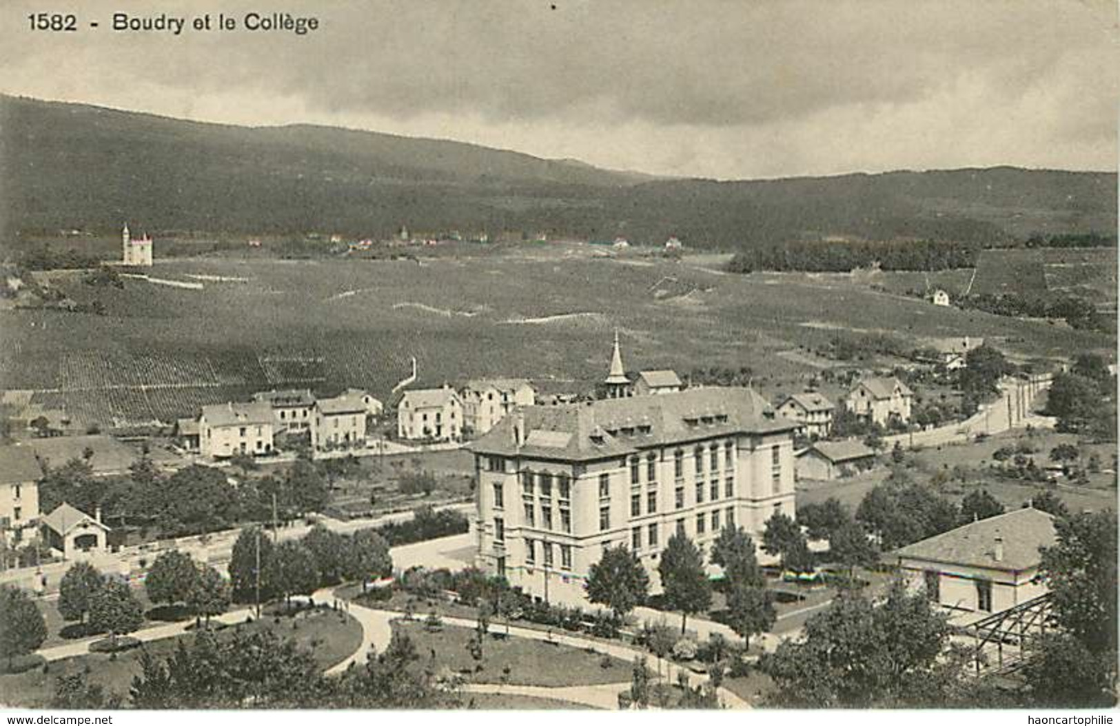 Boudry Et Le College - Boudry