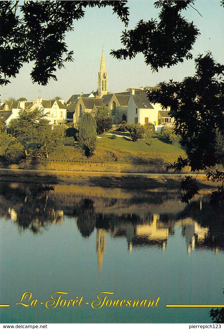 29 - La Forêt Fouesnant - Au Fond, La Baie - Eglise Et Calvaire (XVIe Siècle) - Fouesnant