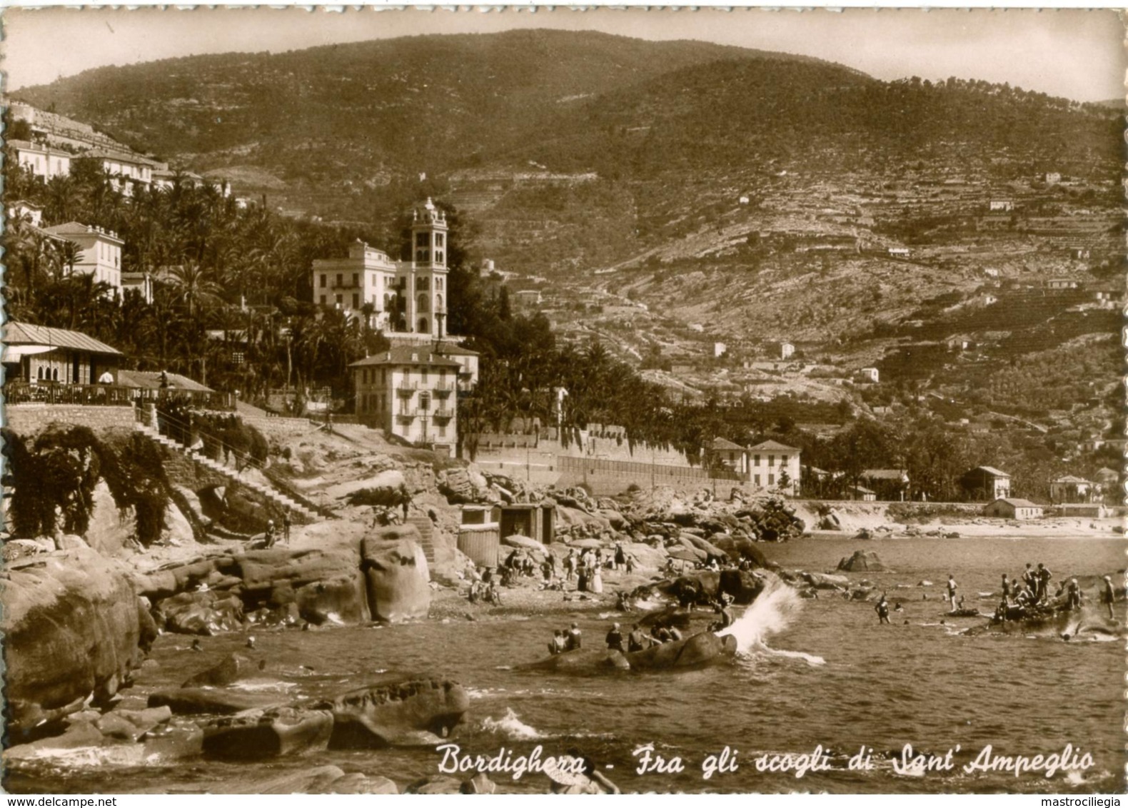 BORDIGHERA  IMPERIA  Fra Gli Scogli Di Sant'Ampeglio  Ampelio - Imperia