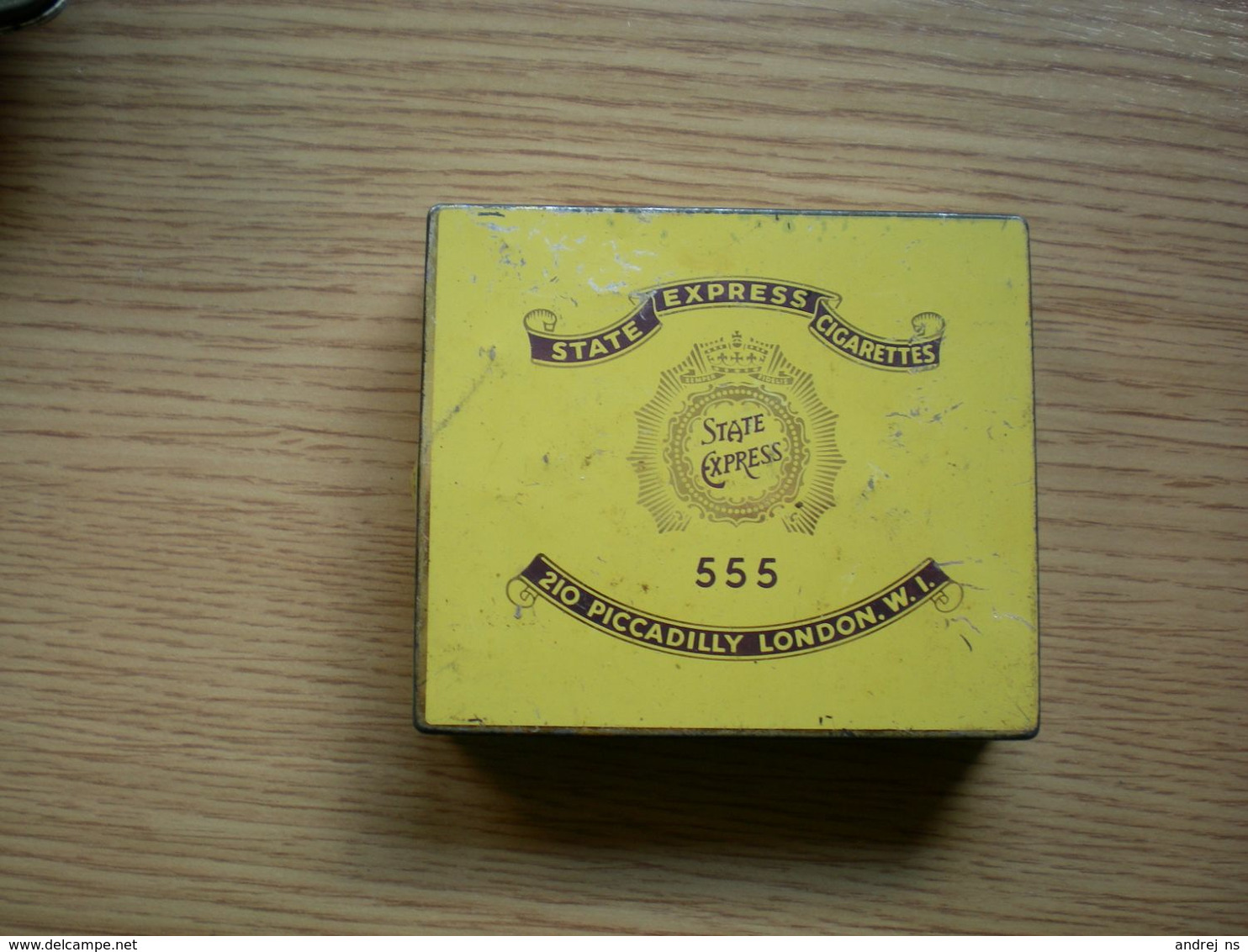 Old Tin Box State Express Cigarettes 555 210 Piccadilly London W I 3738 - Empty Tobacco Boxes