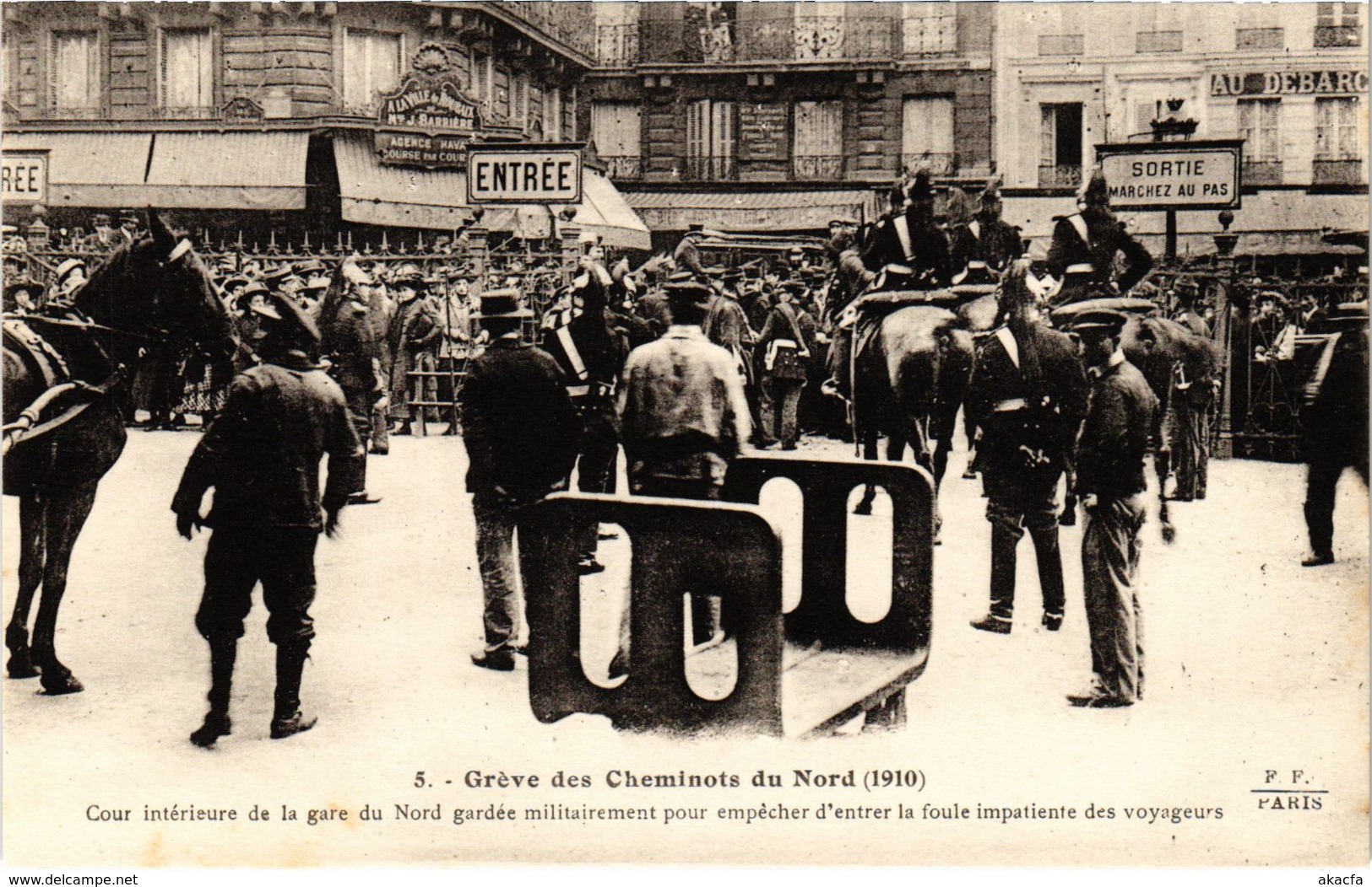 CPA Paris 10e - Gréve Des Cheminots Du Nord (88014) - Streiks