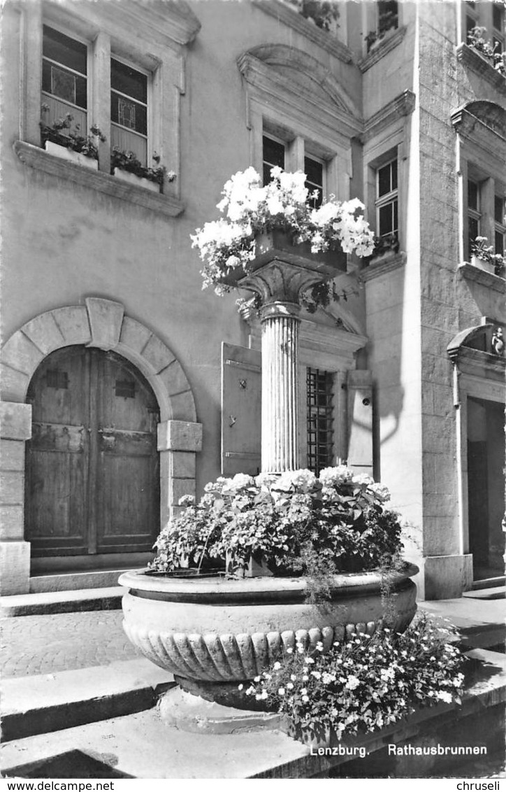 Lenzburg  Dorfbrunnen - Lenzburg