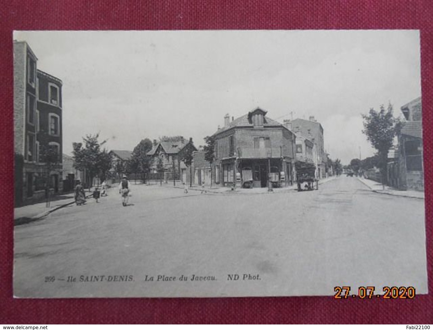 CPA - Ile-Saint-Denis - La Place Du Javeau - L'Ile Saint Denis