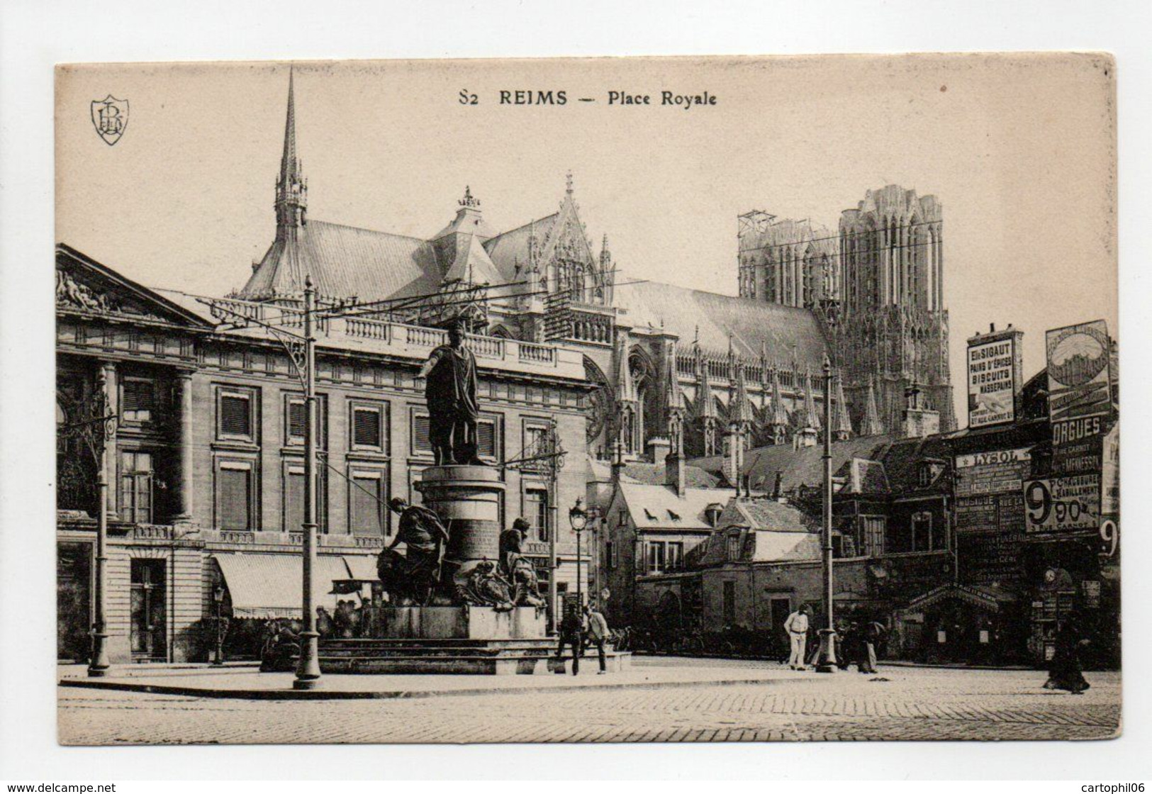 - CPA REIMS (51) - Place Royale - - Reims