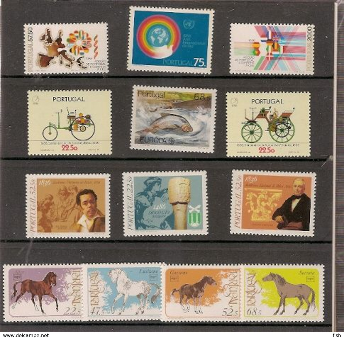 Portugal ** & Portugal And Portfolio All In Stamps  1986 (6866) - Livre De L'année