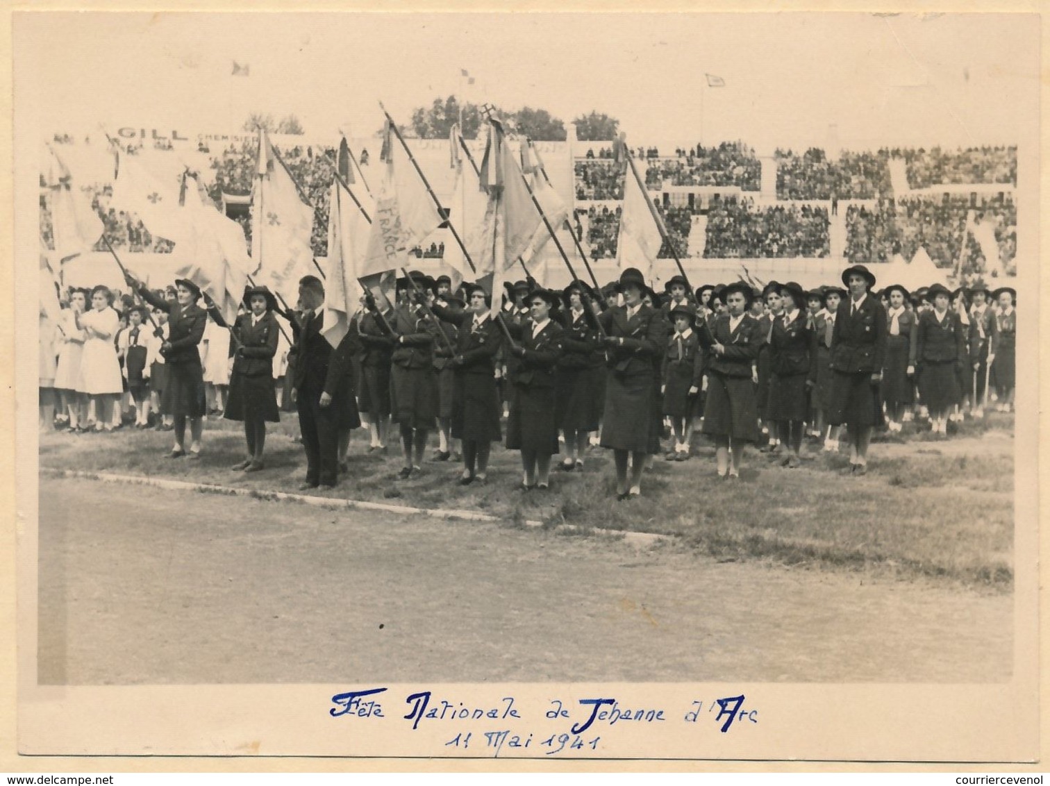 Photo Originale - Fête Nationale De Jeanne D'Arc - Guides De France - 11 Mai 1941 - Cyclisme