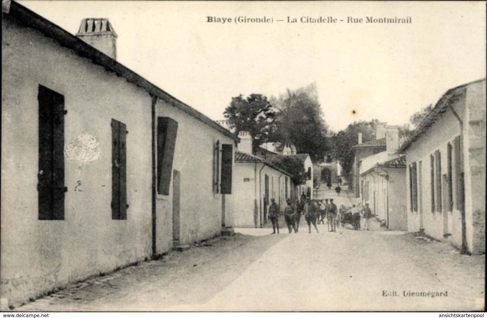 Cp Blaye Gironde, La Citadelle, Rue Montmirail, Straßenpartie - Autres & Non Classés