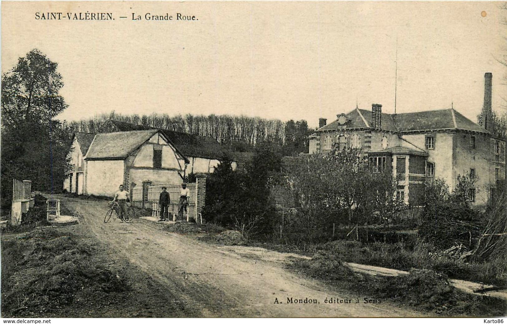 St Valérien * La Grande Roue * Rue Pont - Saint Valerien