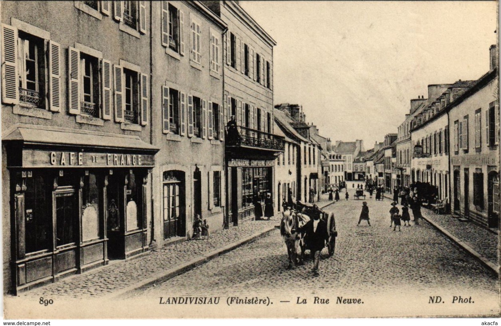 CPA Landivisiau - La Rue Neuve (1033256) - Landivisiau