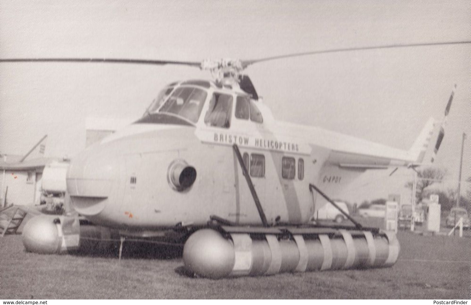 Bristow Helicopters At Great Yarmouth Photo - Elicotteri