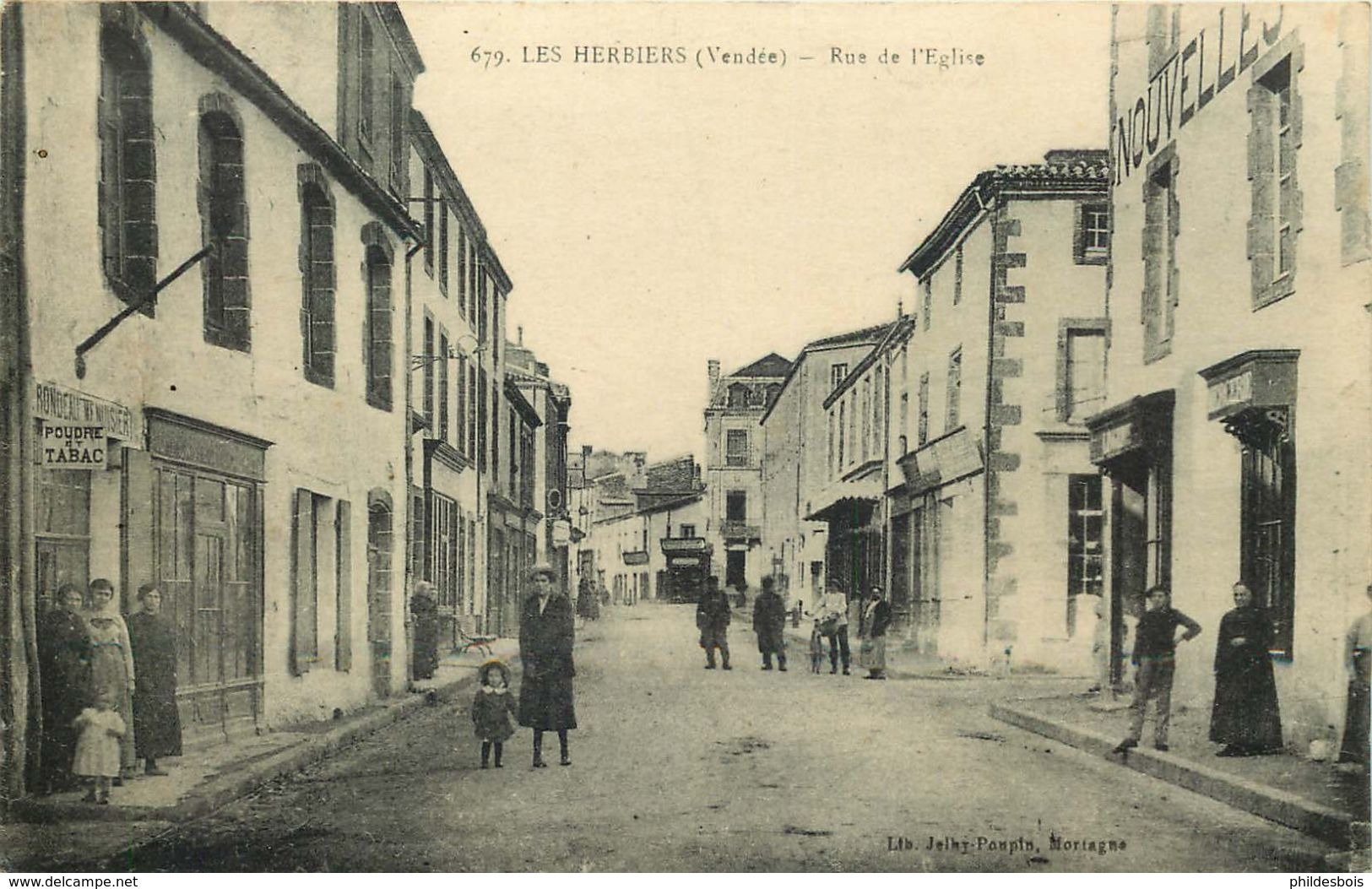 VENDEE  LES HERBIERS   Rue De L'église - Les Herbiers