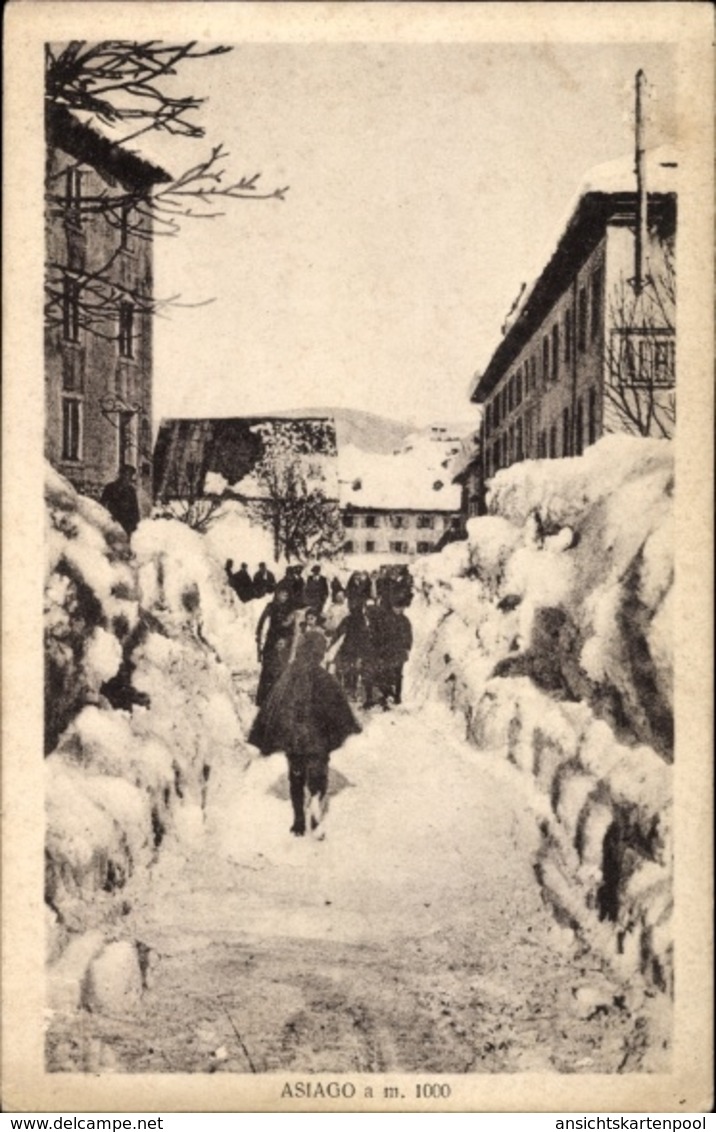 Cp Asiago Veneto, Straßenpartie Im Ort, Winter, Hochschnee - Autres & Non Classés